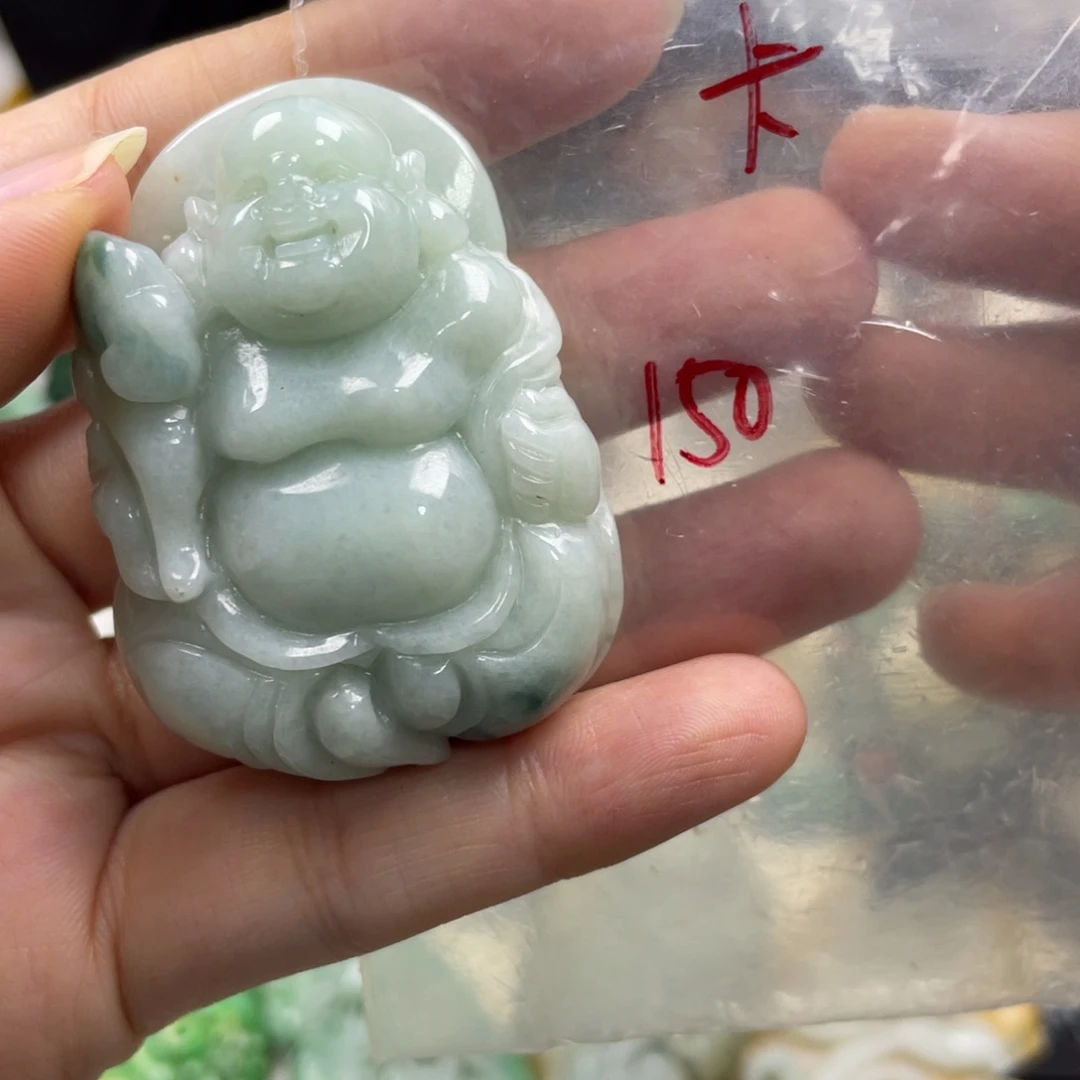 ****迪翡翠未镶嵌颈饰牌子