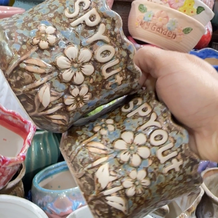 凑9块包邮，有孔，不清楚找客服