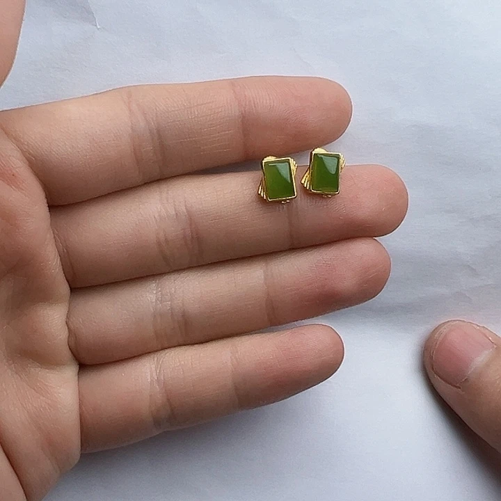 和田玉耳坠。k k银S925镶嵌