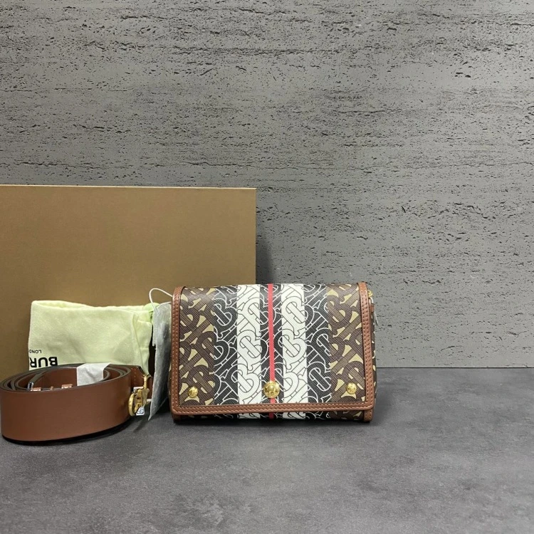 95新 BURBERRY/博柏利 /KIKI/单肩包/14784951