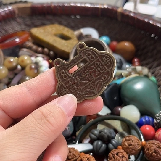 辣***条我也很喜欢这个风格