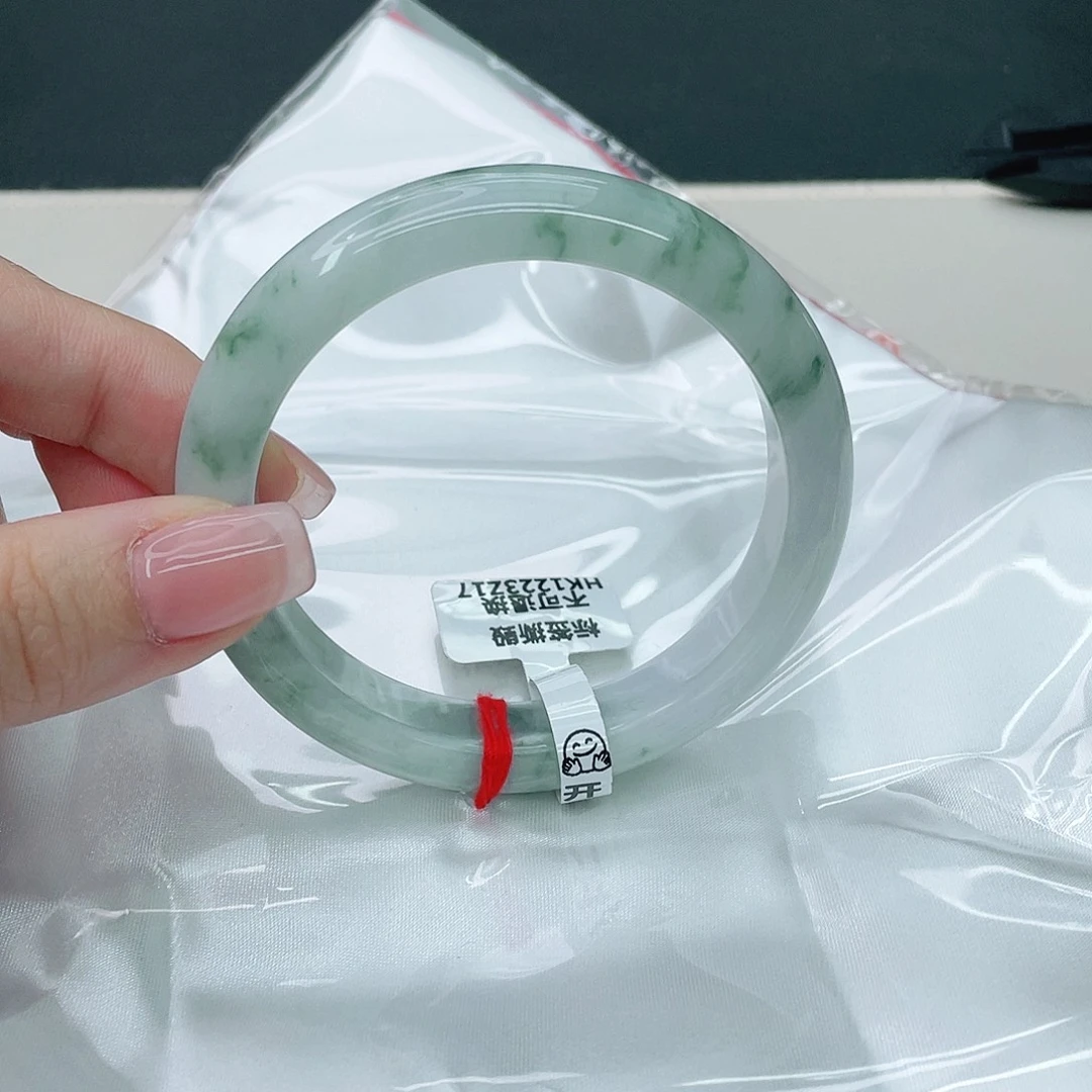 翡翠手镯未镶嵌正58.4