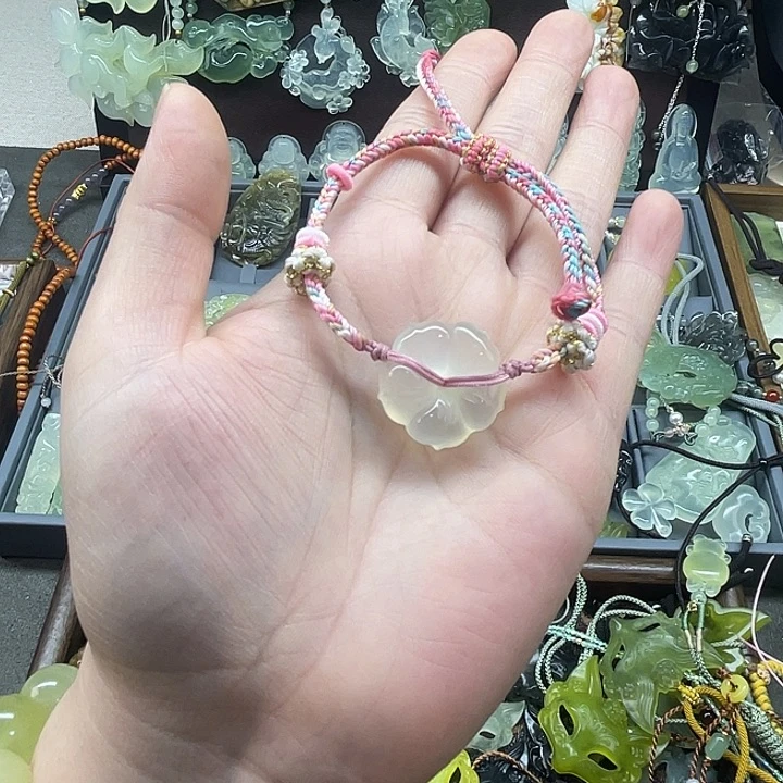 岫玉未镶嵌吊坠(赠链)