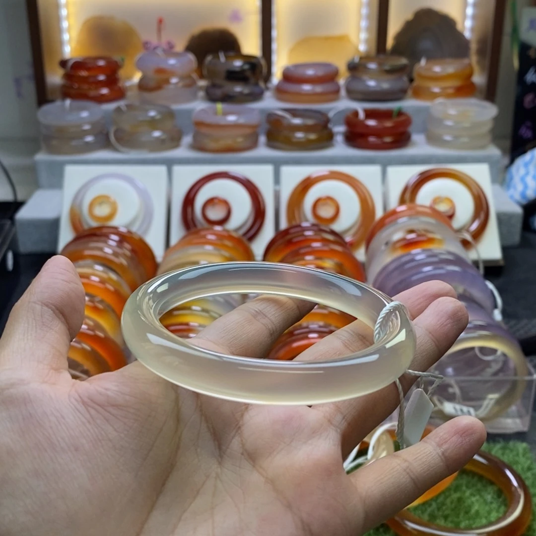 手镯玛瑙/玉髓未镶嵌