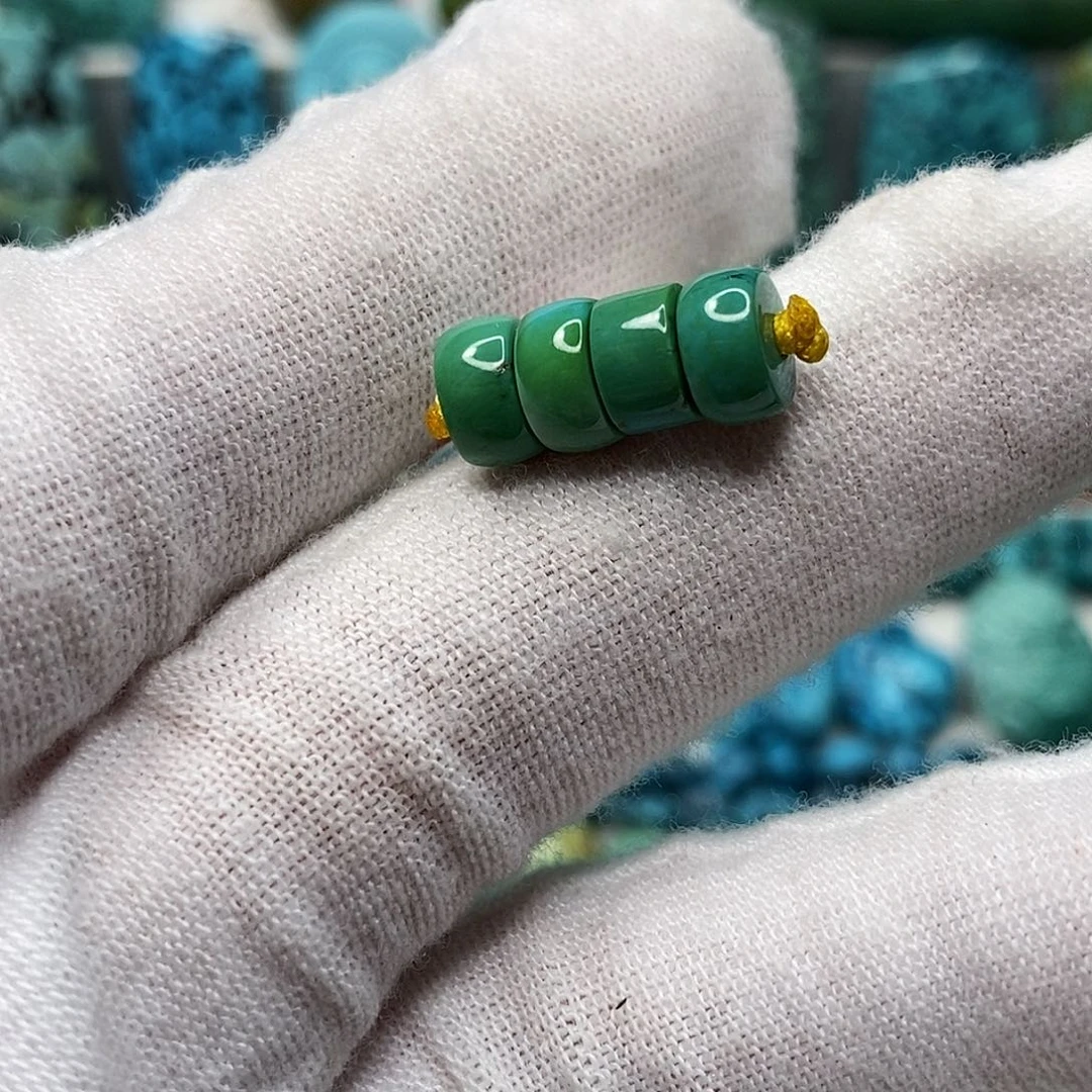 足银镶嵌绿松石珠宝奇石