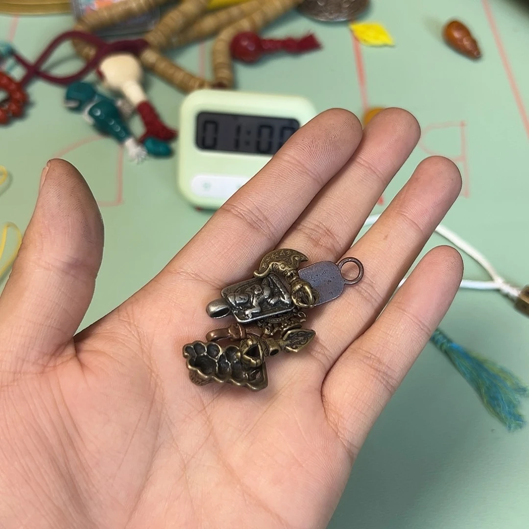 华***士玛吉阿米藏式臻品直播间