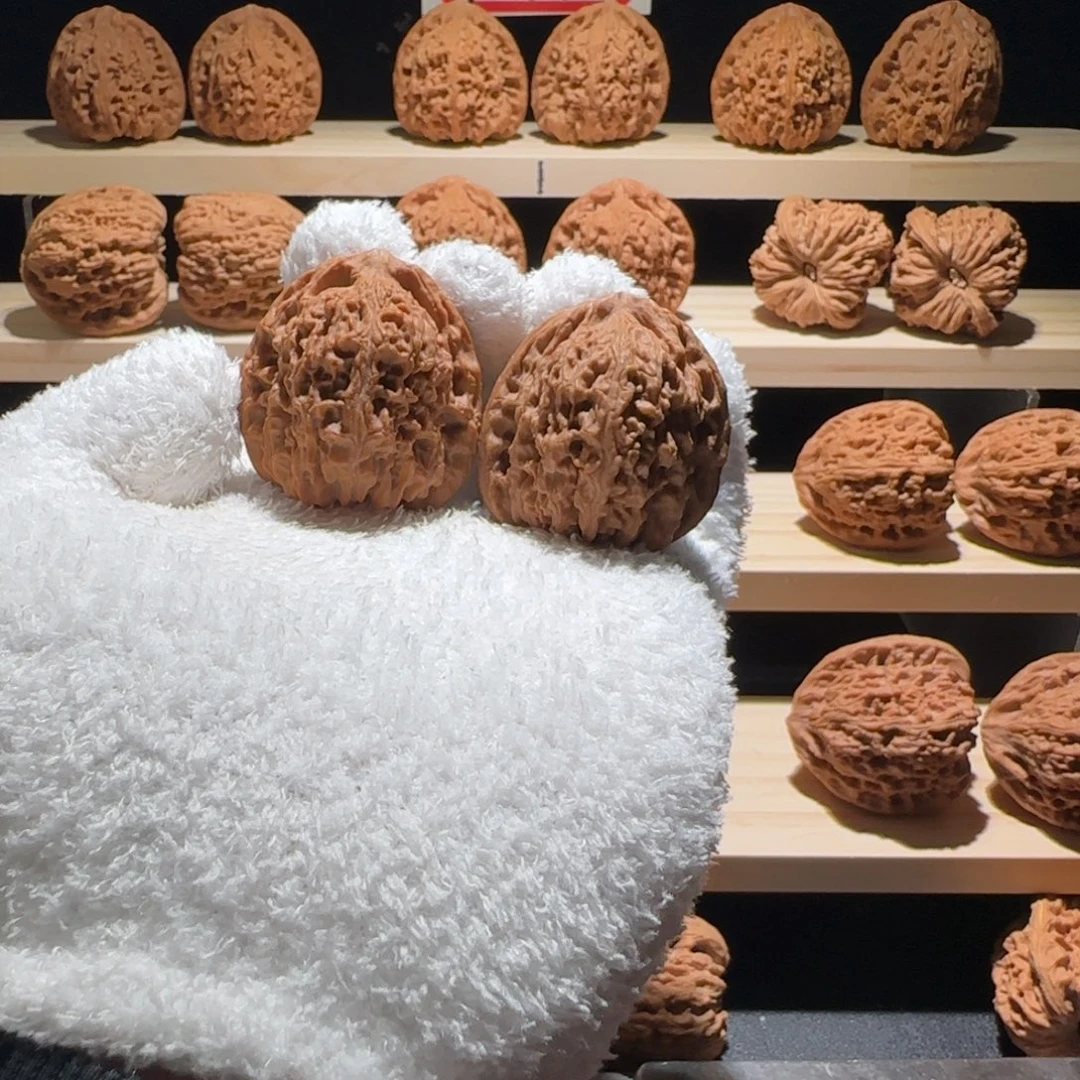 吊坠文玩核桃39奥迪炮弹