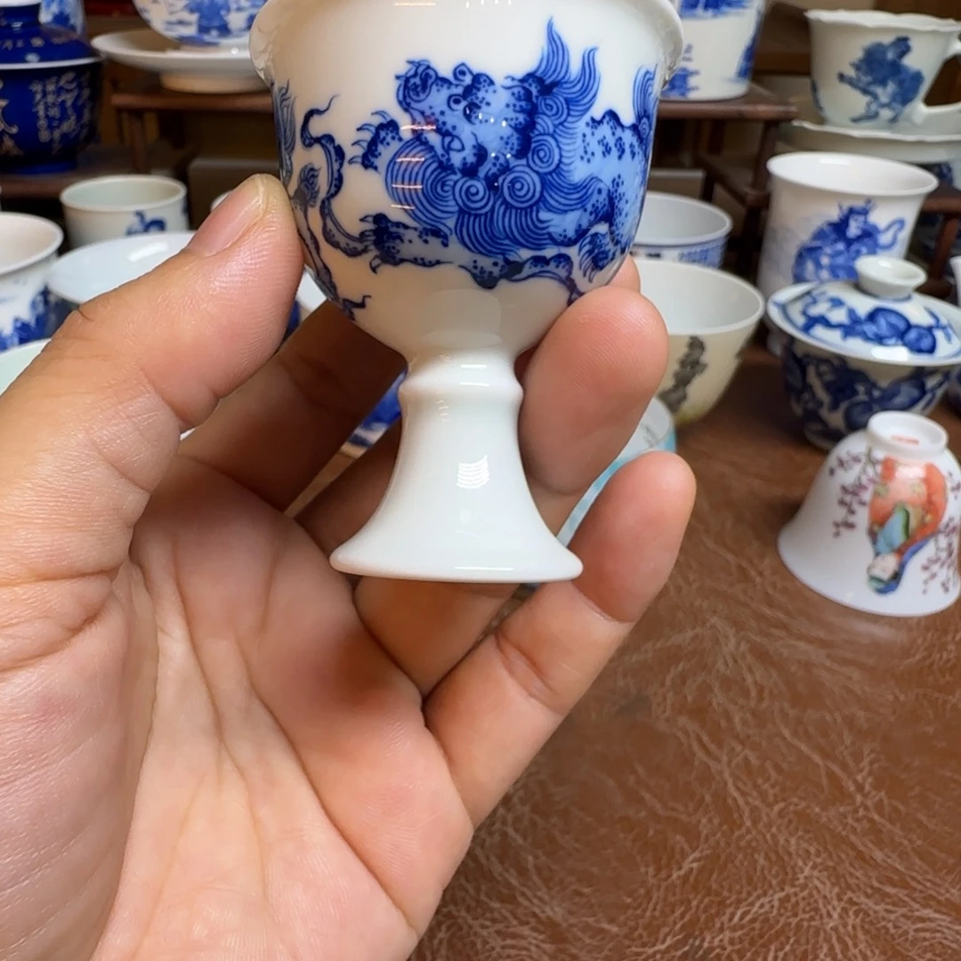 今天晚上的月亮很圆