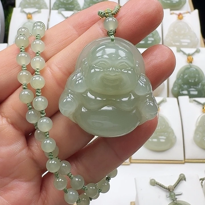 彩***糖和田玉（糖玉）未镶嵌颈饰