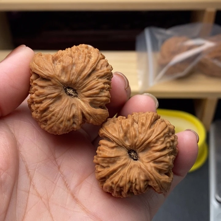 吊坠文玩核桃拉丝酒杯凹底小高炮36尺0870