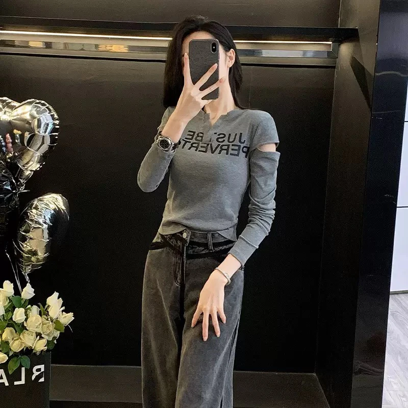 2025字母印花镂空长袖T恤春季新款