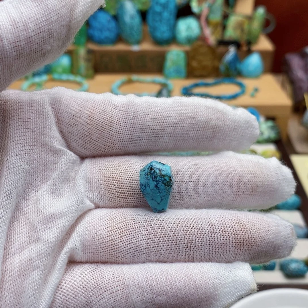 定制绿松石未镶嵌三通