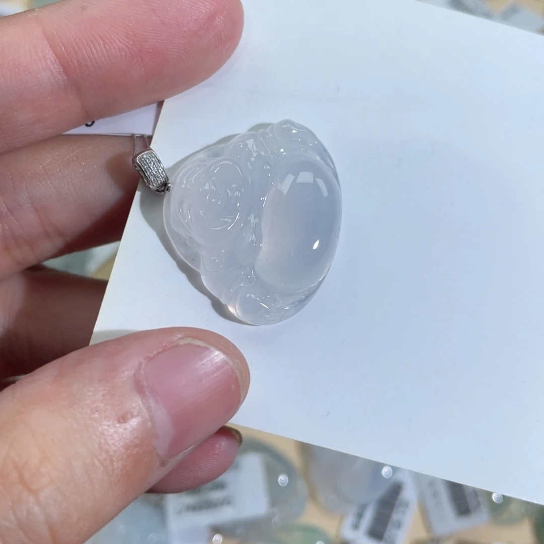 *****翡翠18K金镶嵌颈饰