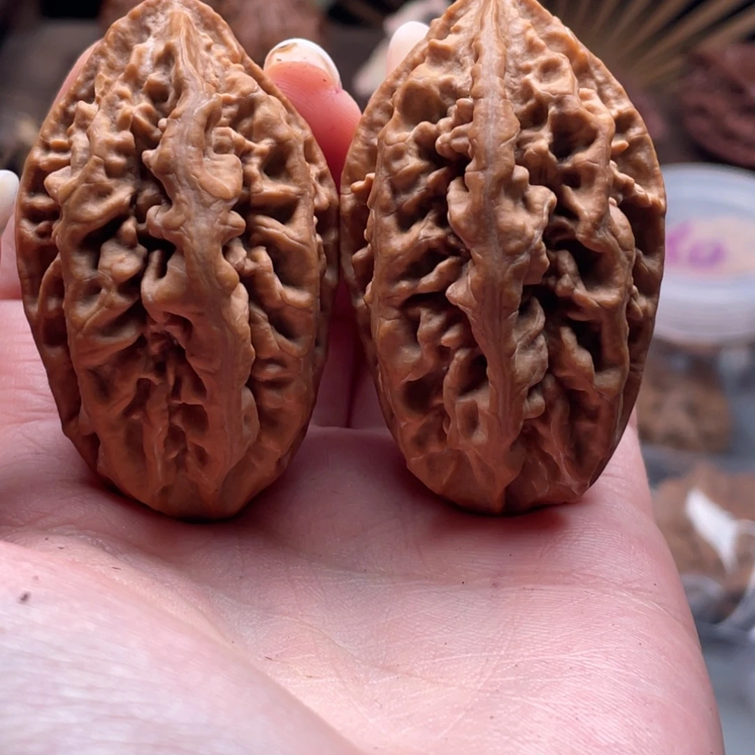 军***军文玩核桃把件楸刀鱼80