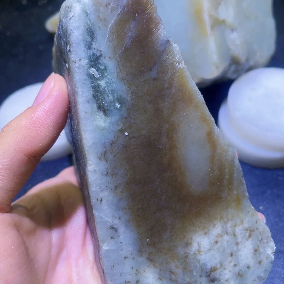 和田玉未镶嵌珠宝半成品