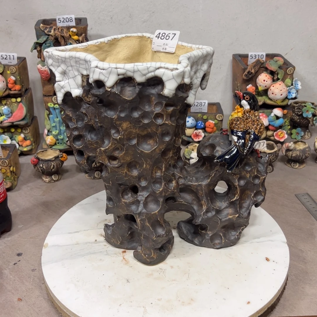 4864原作孤品，雨田花器