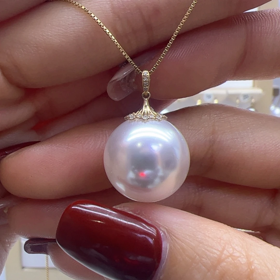 淡水珍珠吊坠(赠链)18K金镶嵌