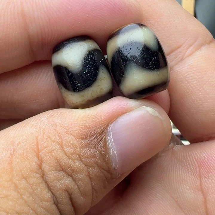 未镶嵌颈饰玛瑙/玉髓乐*