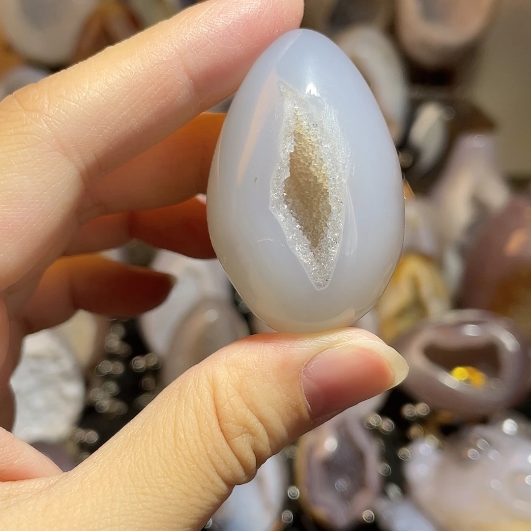 未镶嵌水晶大型摆件（非配饰）