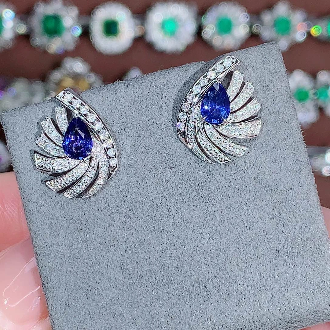 耳饰18K金镶嵌蓝宝石1.08ct/天然宝石/七天无理由
