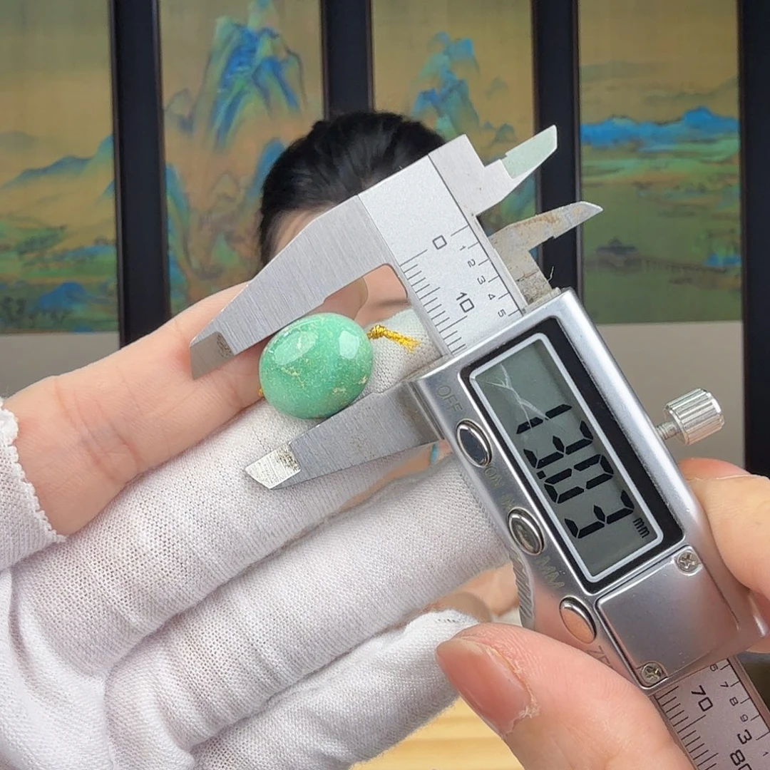 海***风绿松石未镶嵌珠宝奇石
