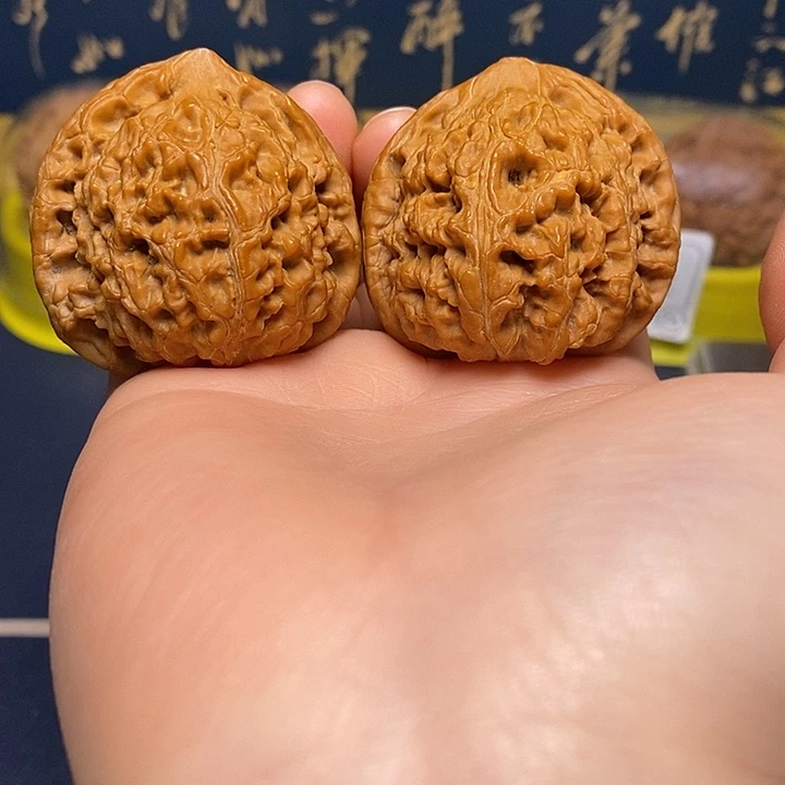 文玩核桃把件水龙纹