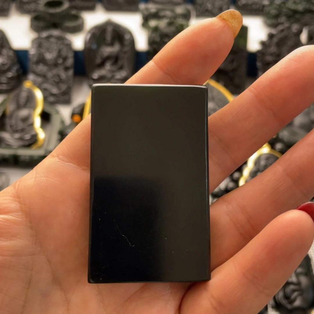 蛇纹石玉吊坠未镶嵌萝**啊