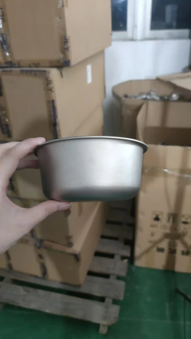 瑕疵纯钛冰花单层斜身碗