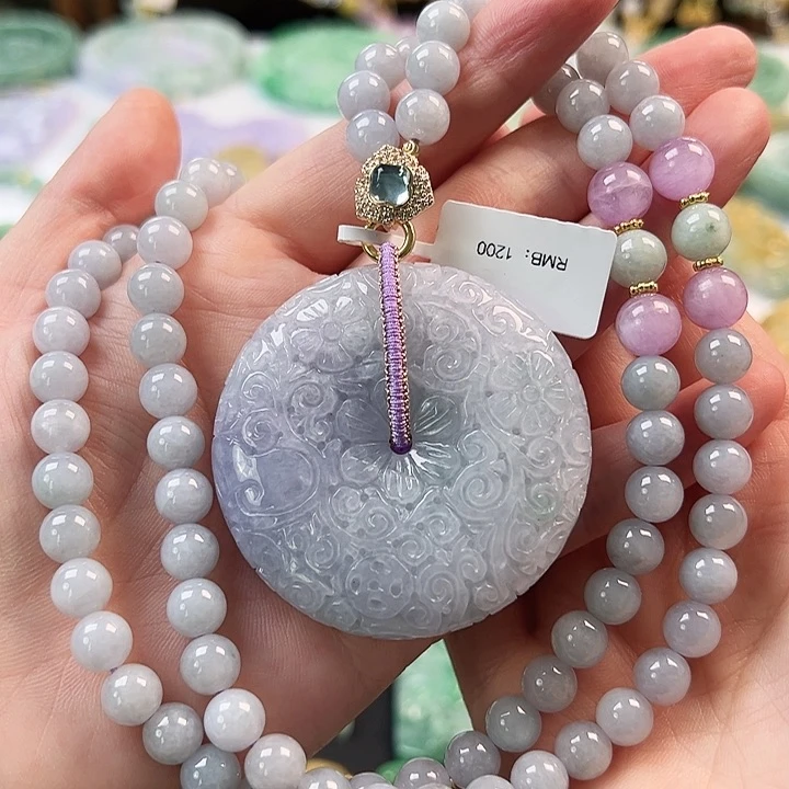 翡翠未镶嵌颈饰吊坠