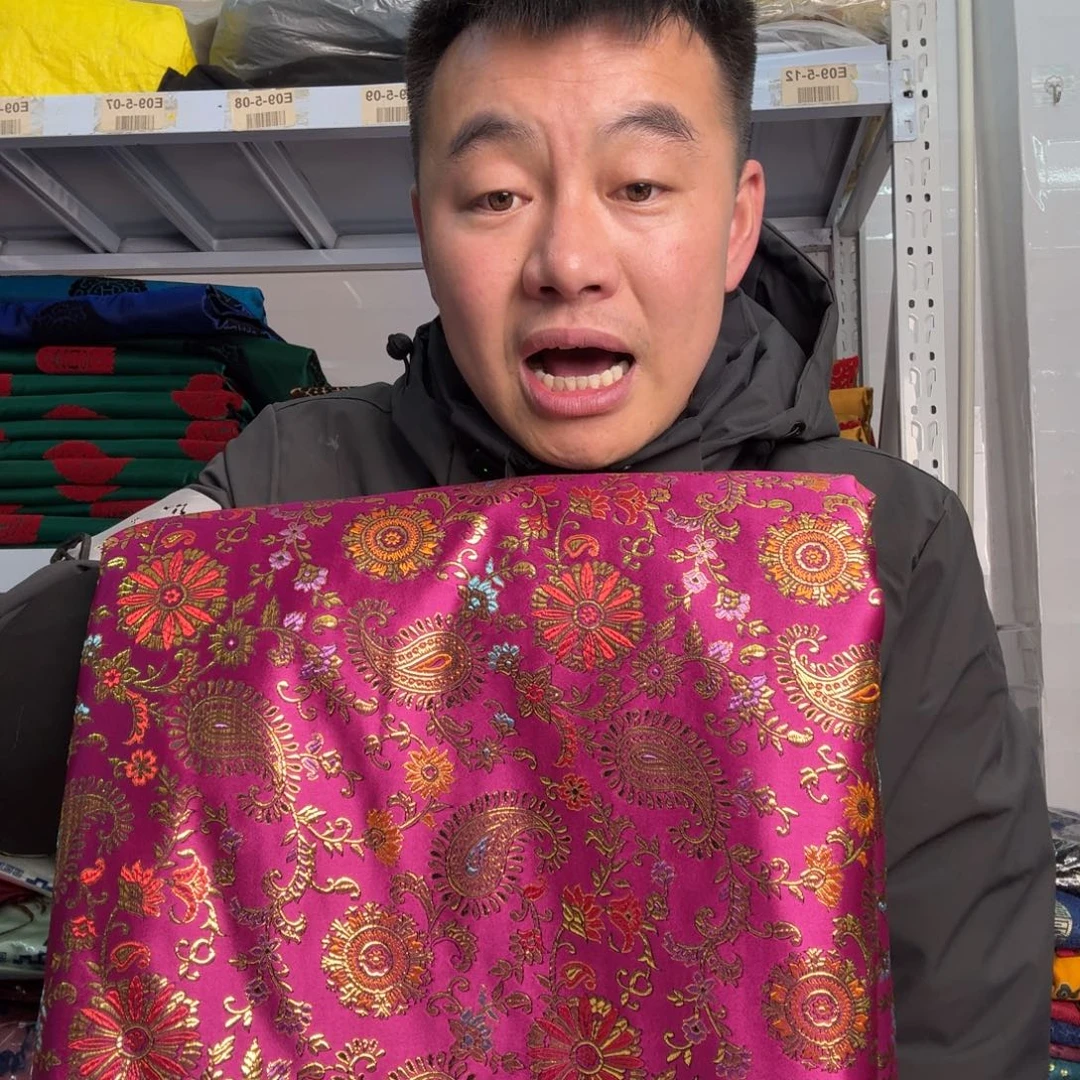 绸缎甩甩甩甩甩甩甩