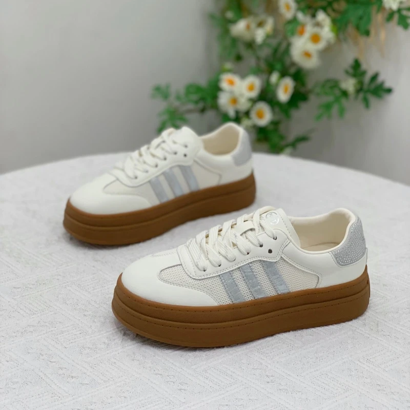 夏季镂空网透气休闲板鞋女2025新款爆款德训鞋网红拼色运动休闲鞋