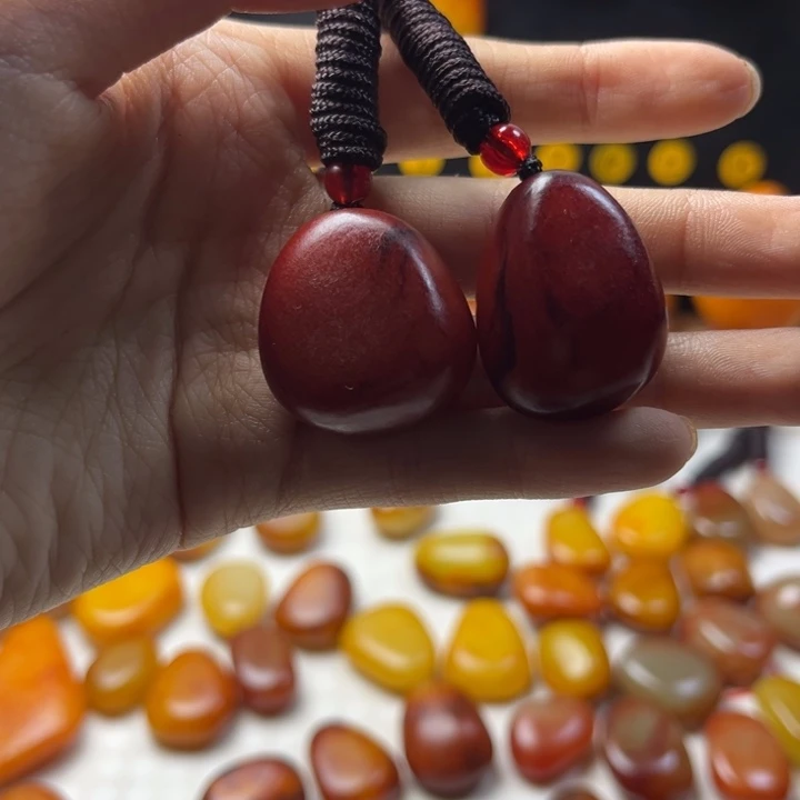 用***5和田玉（糖玉）未镶嵌珠宝半成品