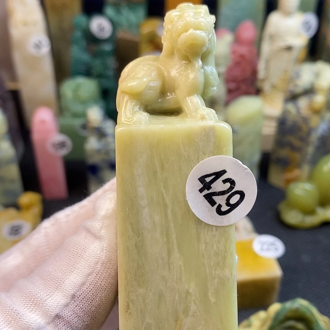 青田石篆刻艺术家的