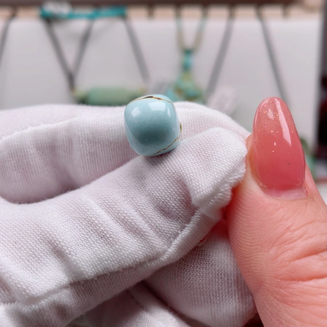 绿松石未镶嵌摆件