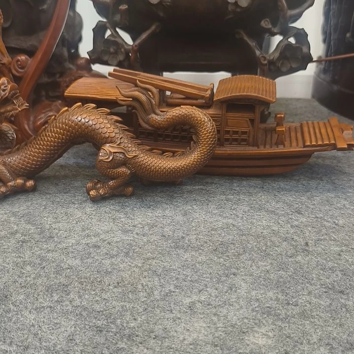 竹***言香榧木老竹雕人物笔筒