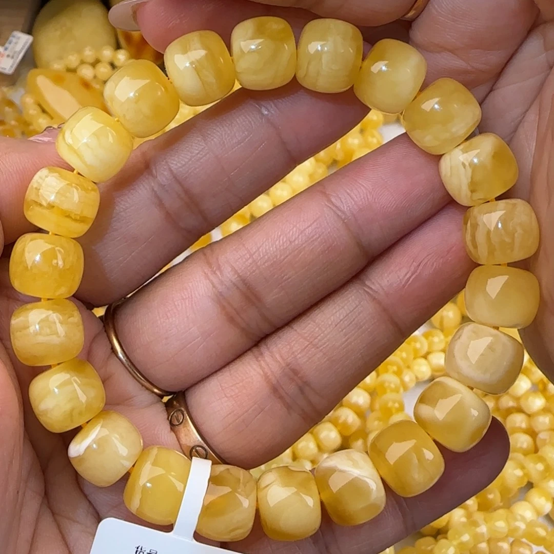 蜜蜡未镶嵌手链金白妖花老型手串