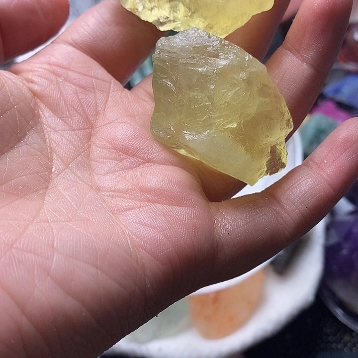 小***宝未镶嵌水晶大型摆件（非配饰）