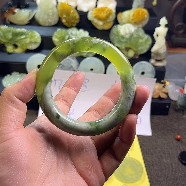 蛇纹石玉未镶嵌项链