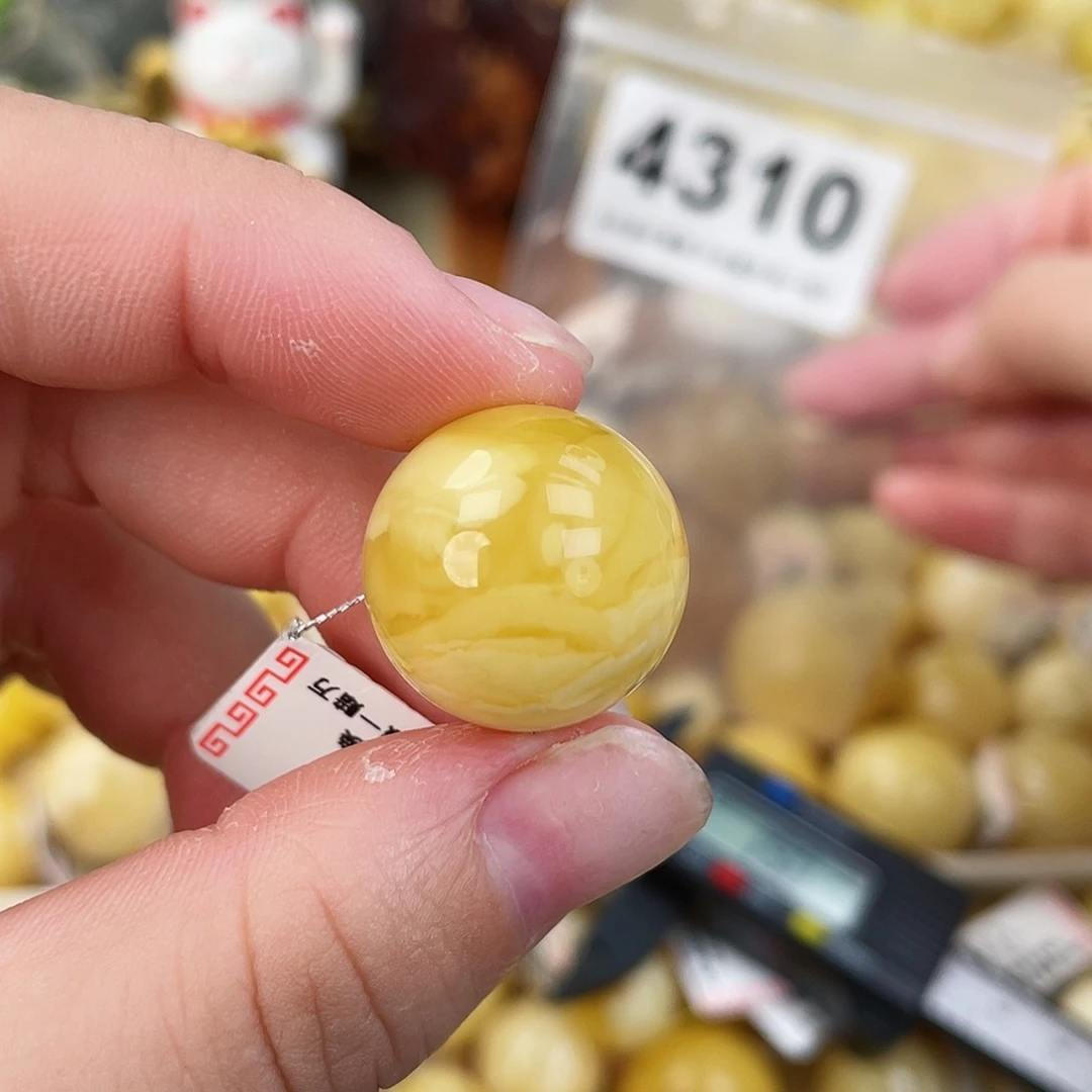 蜜蜡未镶嵌珠宝奇石19