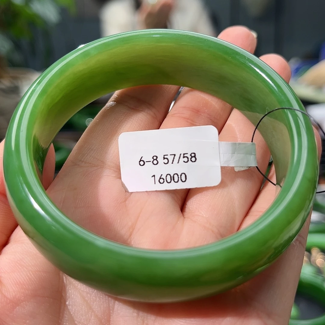 和田玉（碧玉）手镯未镶嵌