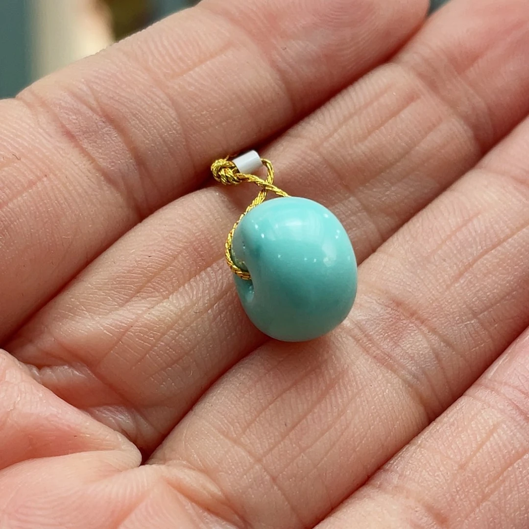 绿松石颈饰未镶嵌