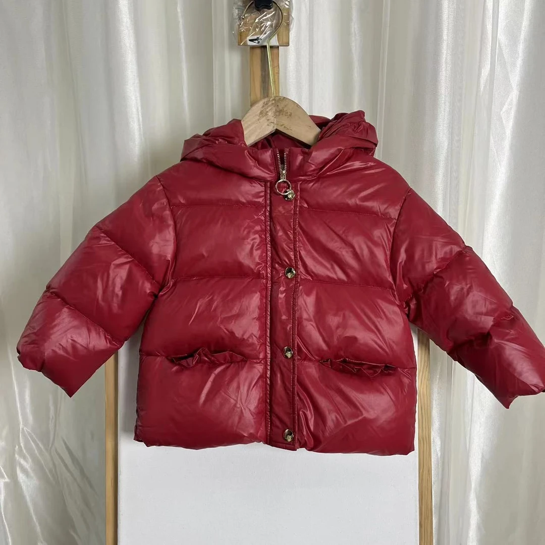 499酒红羽绒服r916