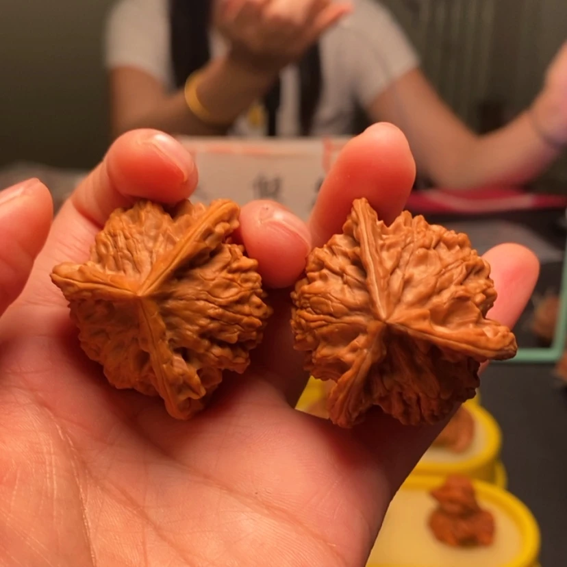 【闪购商品】桃核把件h*3号三棱，