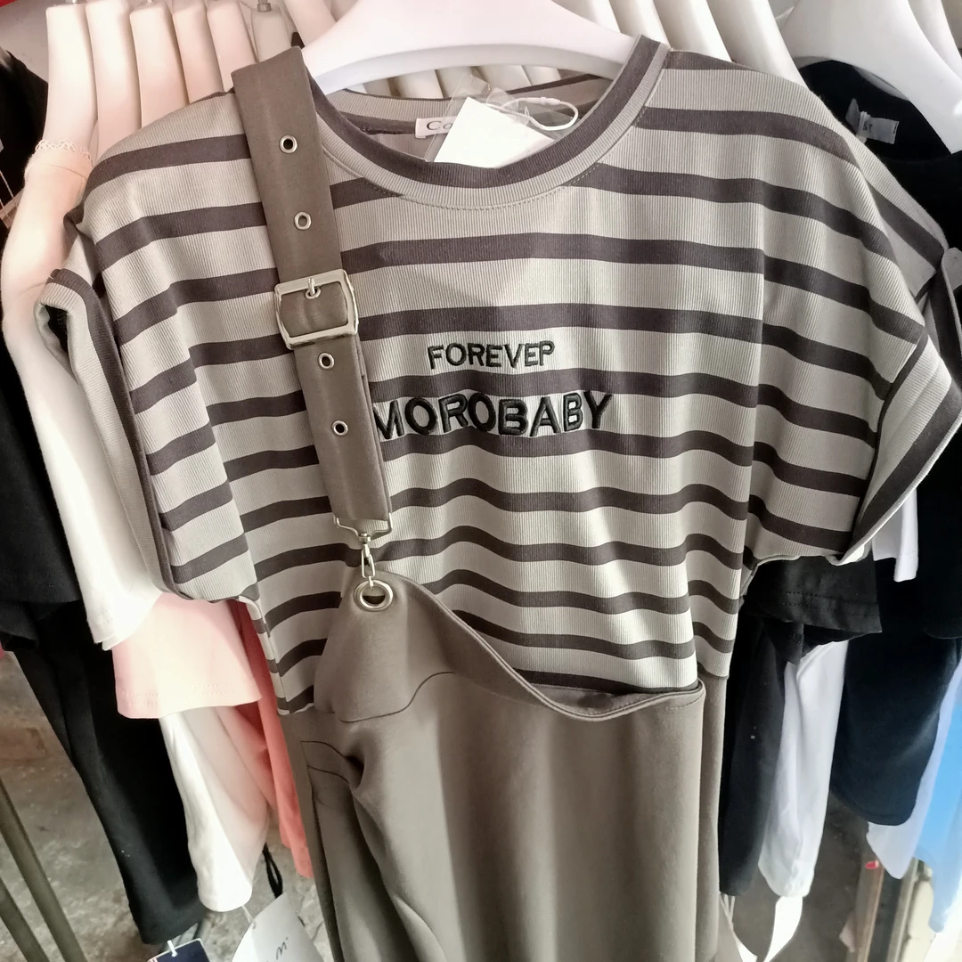 夏季条纹背带裙拼接假两件设计显瘦外出连衣裙