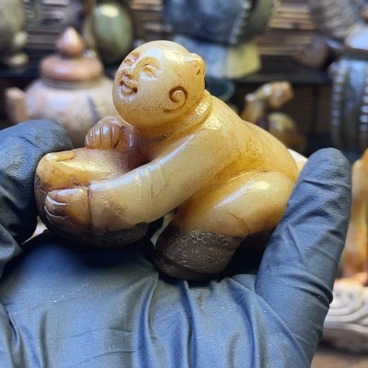 和田玉（糖玉）未镶嵌挂件〈*〉