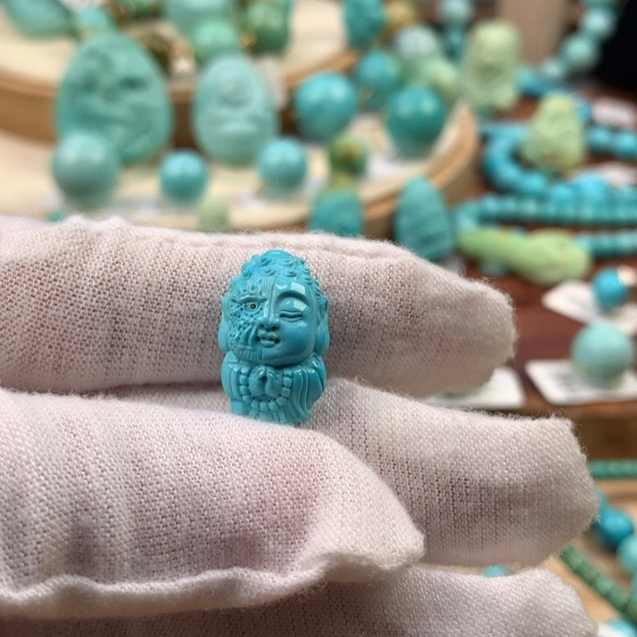 绿松石未镶嵌珠宝奇石一念之间