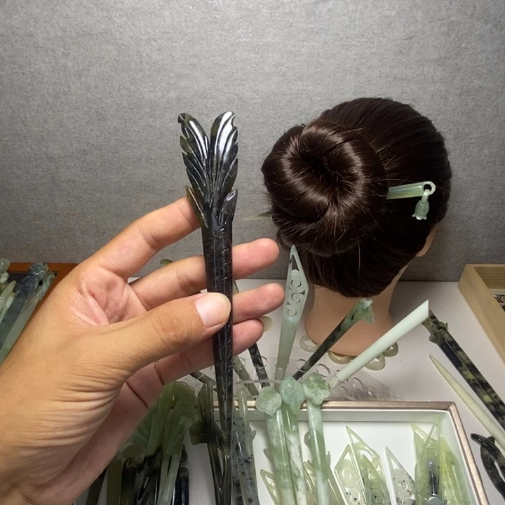 鸽***9蛇纹石玉未镶嵌发饰