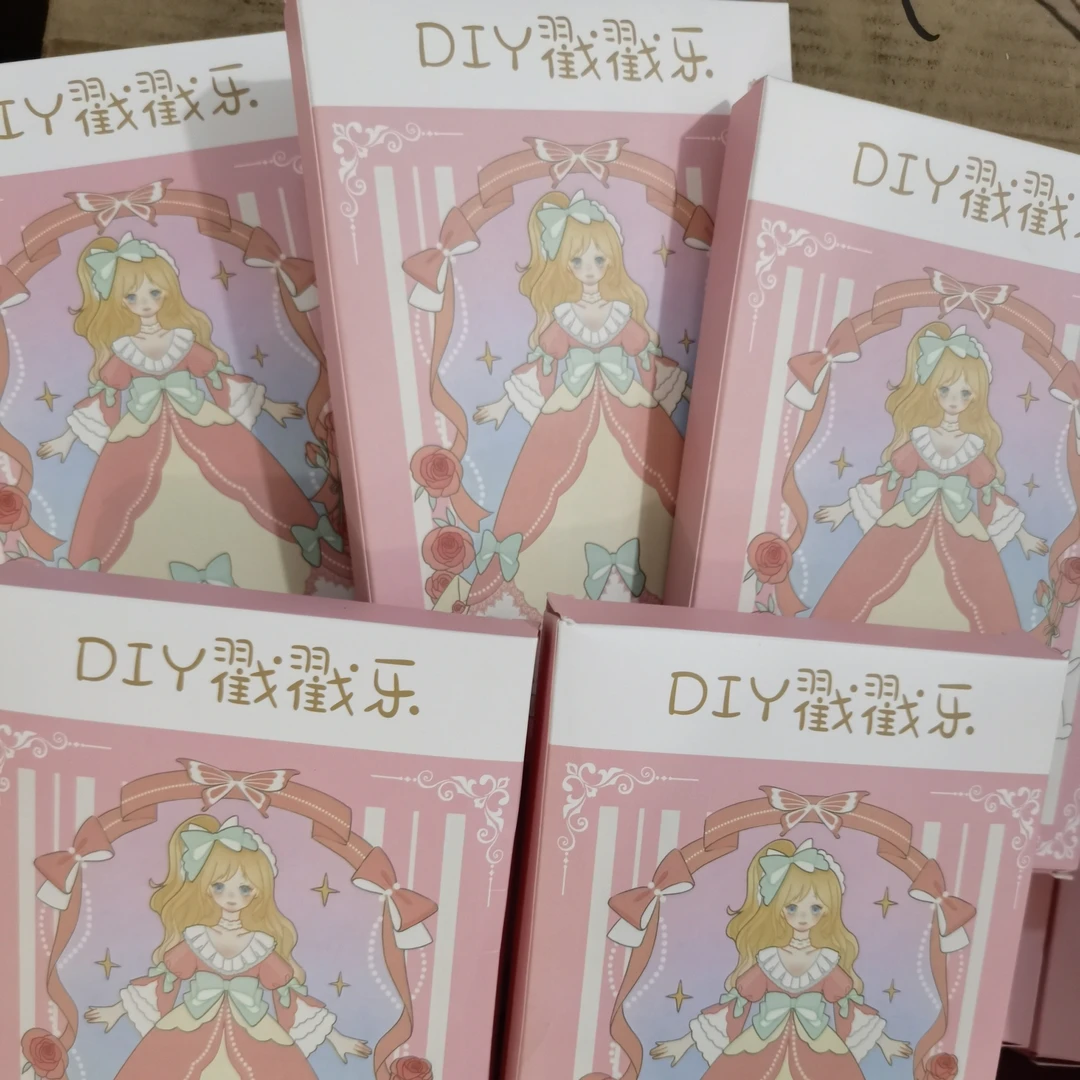 每盒四张棉花娃娃戳戳乐