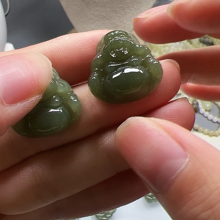 和田玉未镶嵌颈饰059