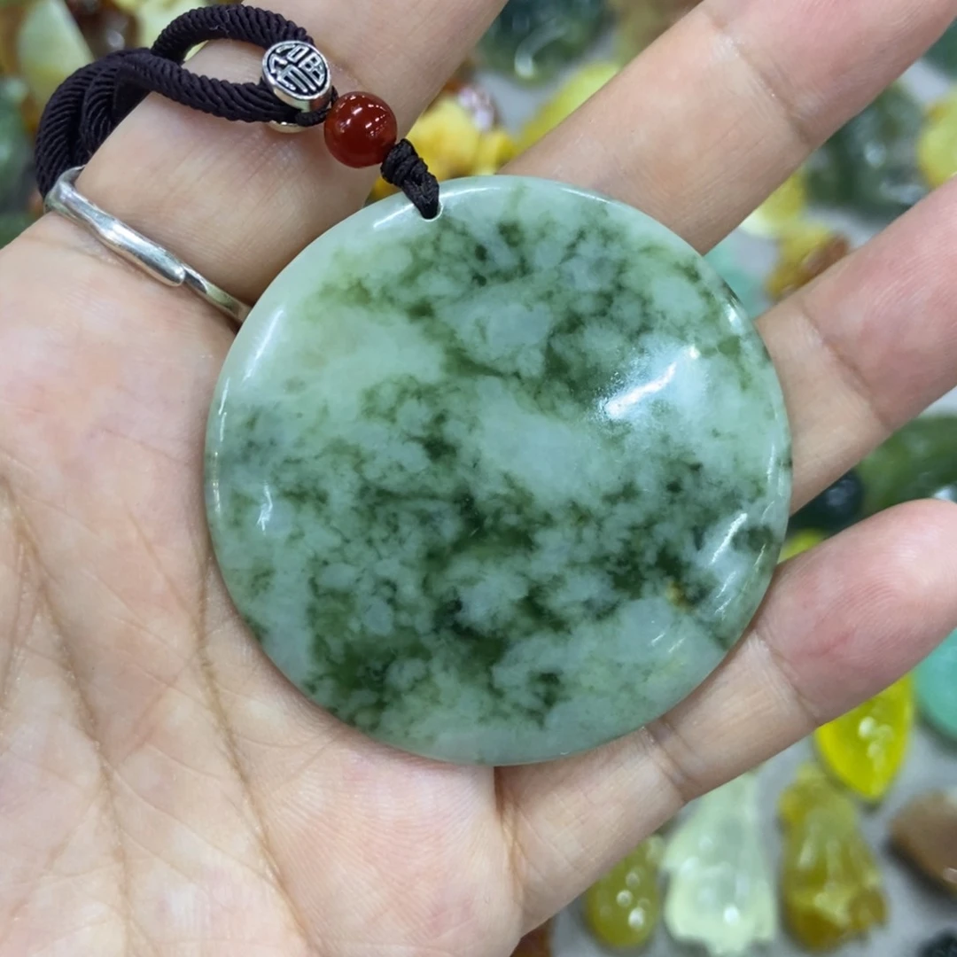 未镶嵌蛇纹石玉挂件